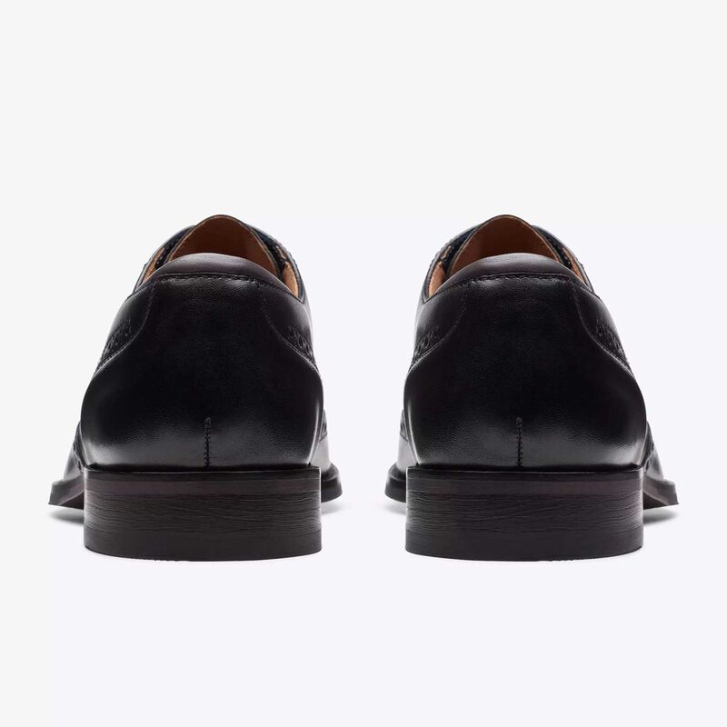 Clarks Mens Craft Arlo Limit Black Leather image number 2